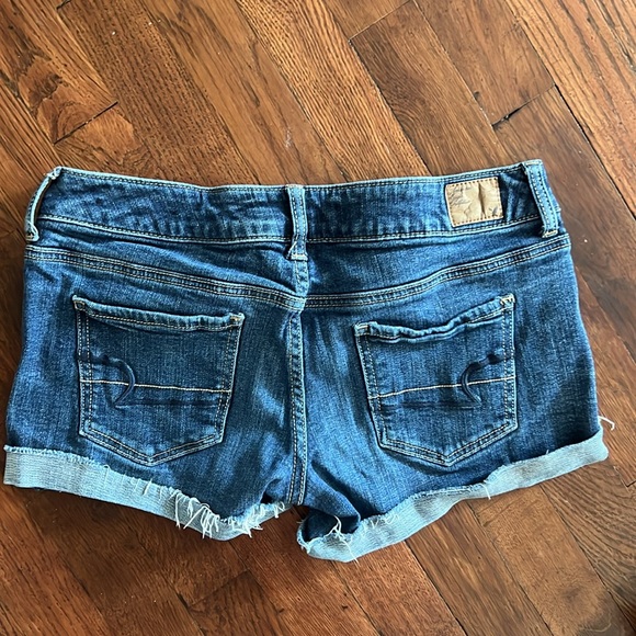 American Eagle Stretch Jean Short - Picture 2 of 5